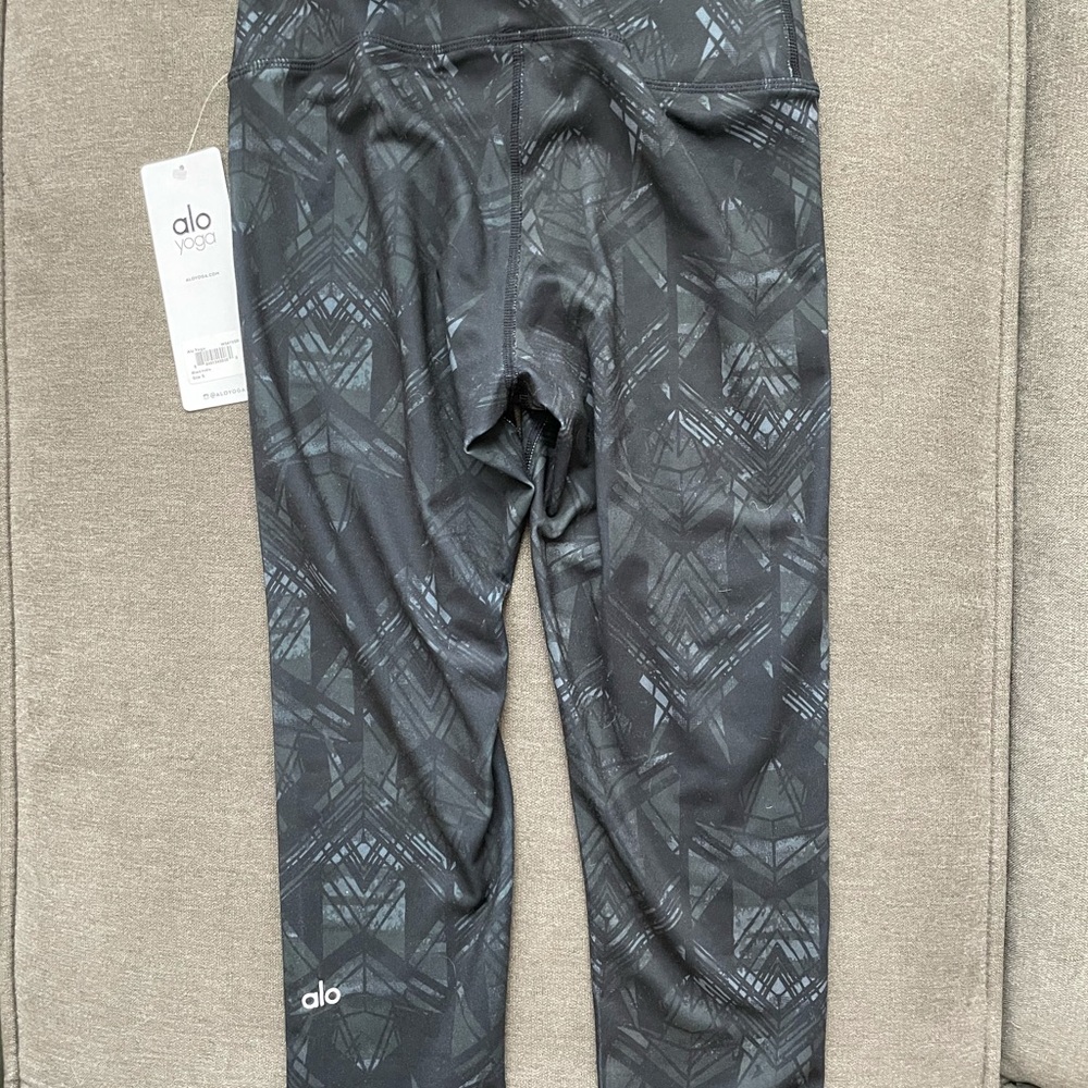 Alo Yoga High Waist Airbrush Leggings (Small)